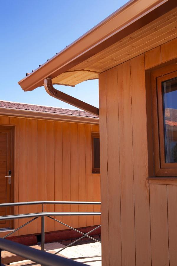 Hostal La Posada De Mari La Cabrera Zewnętrze zdjęcie