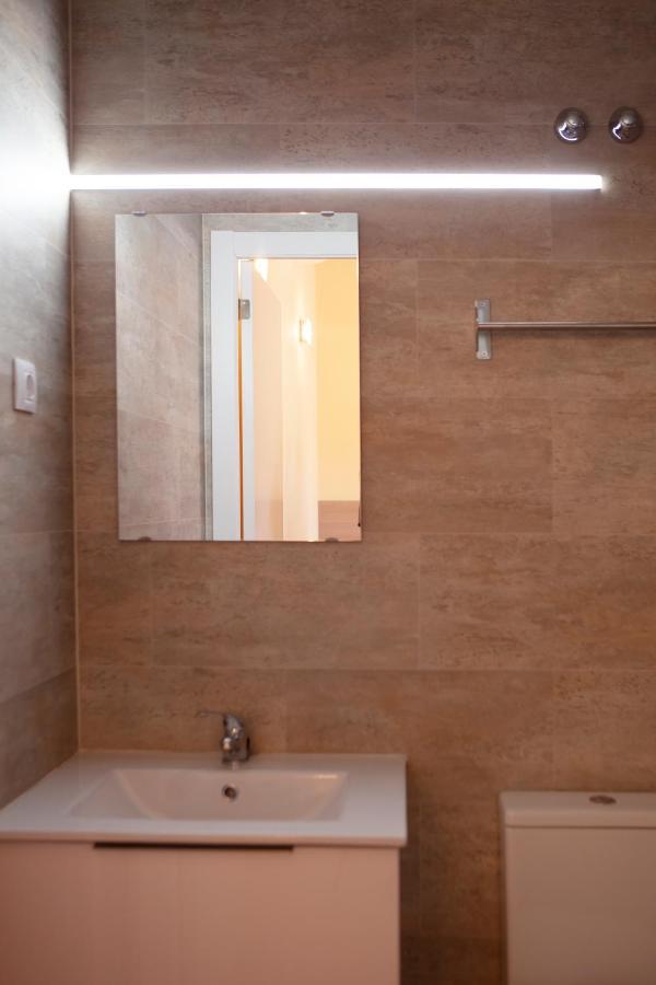 Hostal La Posada De Mari La Cabrera Zewnętrze zdjęcie